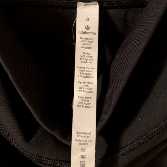 Size 8 Lululemon tights - Picture 3 of 6